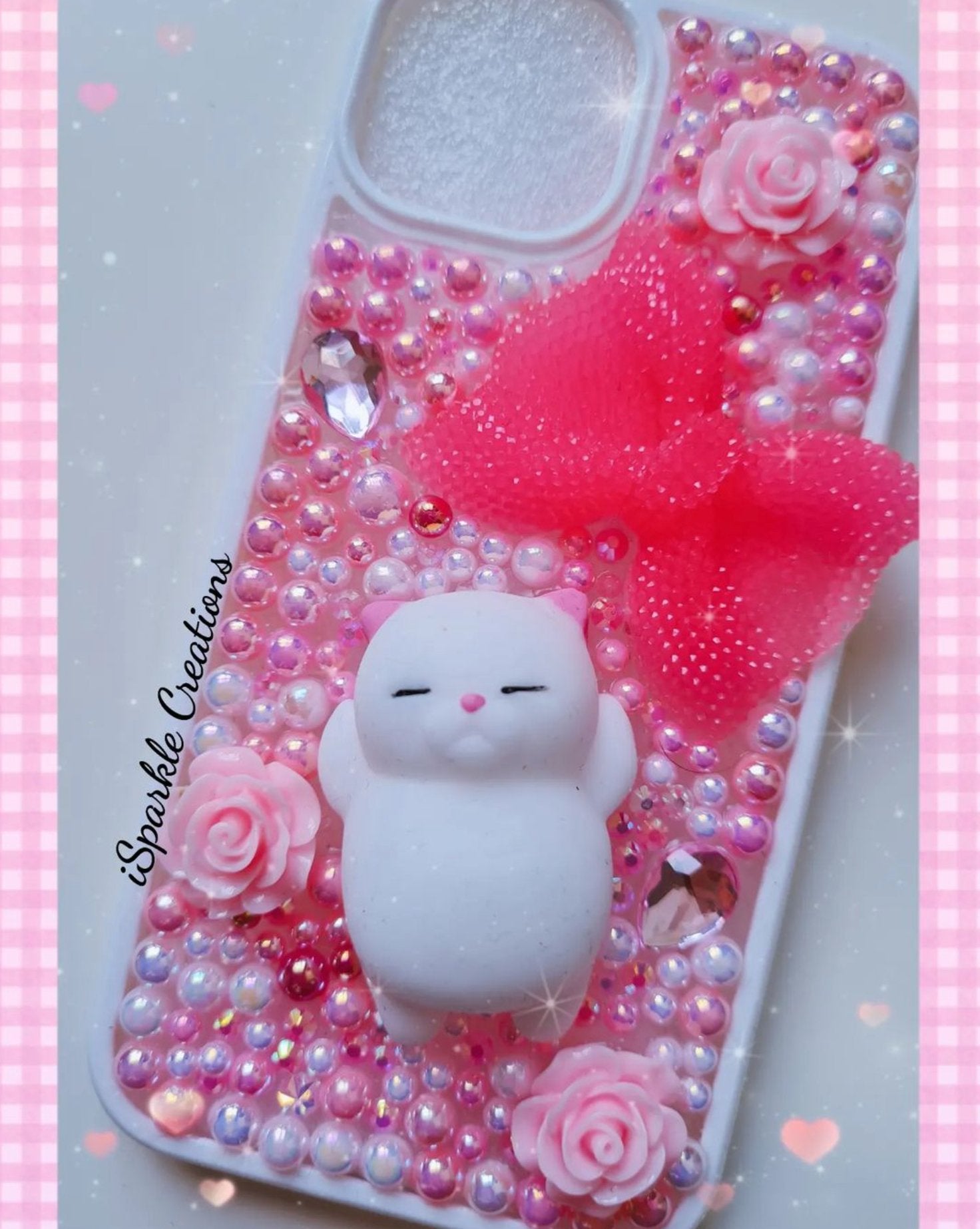 Amy, Resin Artist - @isparklecreationsshop - Craft Resin US