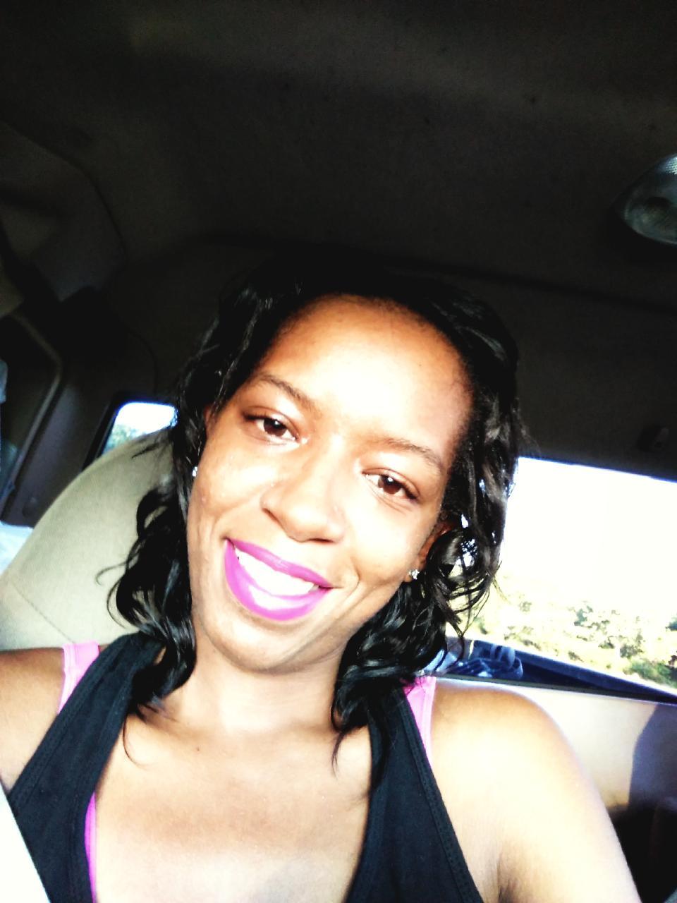 Ashley Taylor, artist from US - Craft Resin US