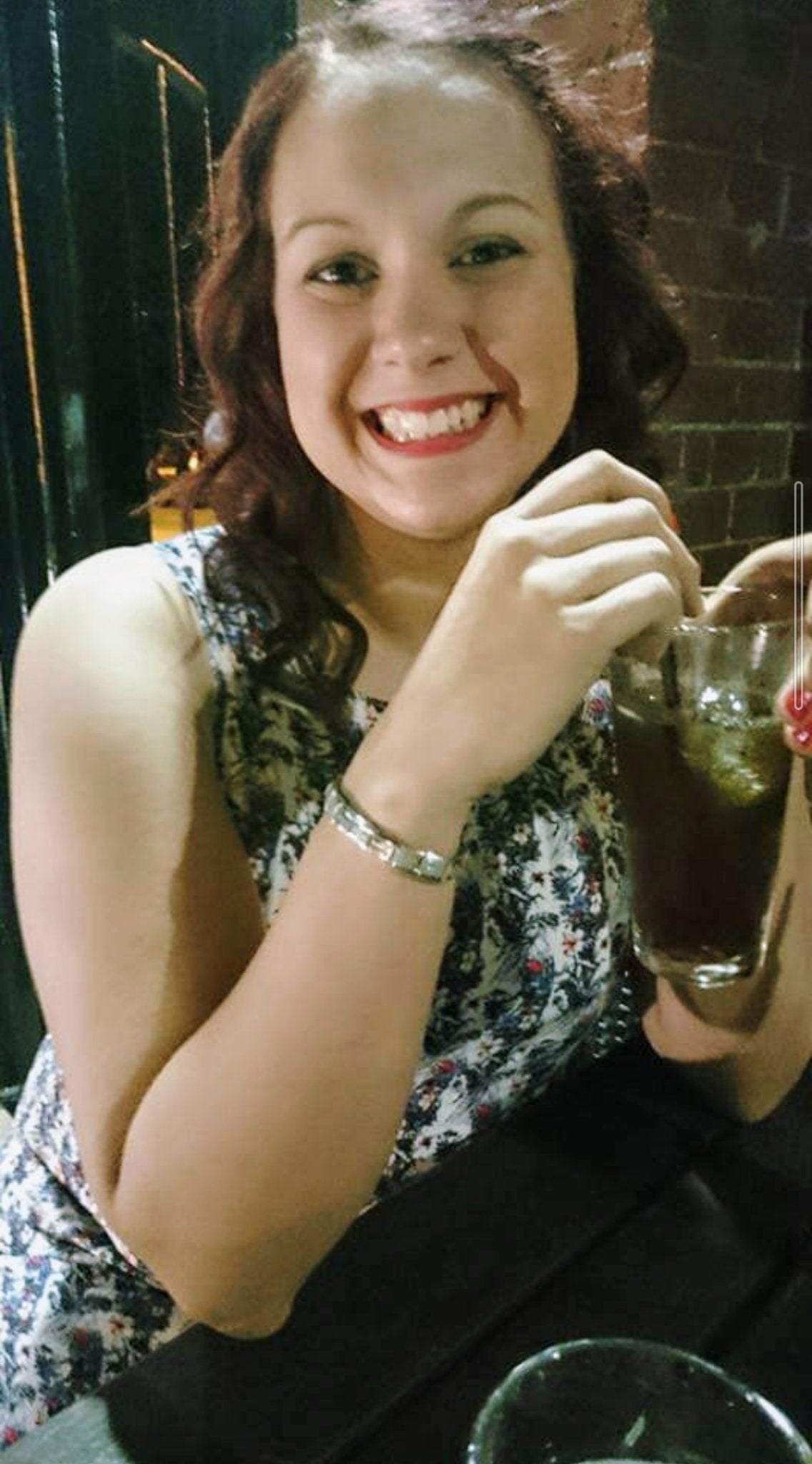 Charlotte, Resin Artist - @acecresincreations - Craft Resin US