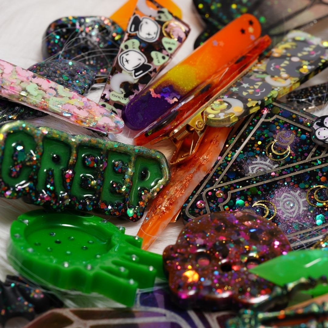 Erin Moser Hair and Resin Artist @crownbflo - Craft Resin US