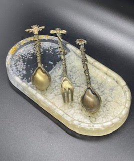 Jami Oscherwitz, Resin Artist - @resinroxx - Craft Resin US