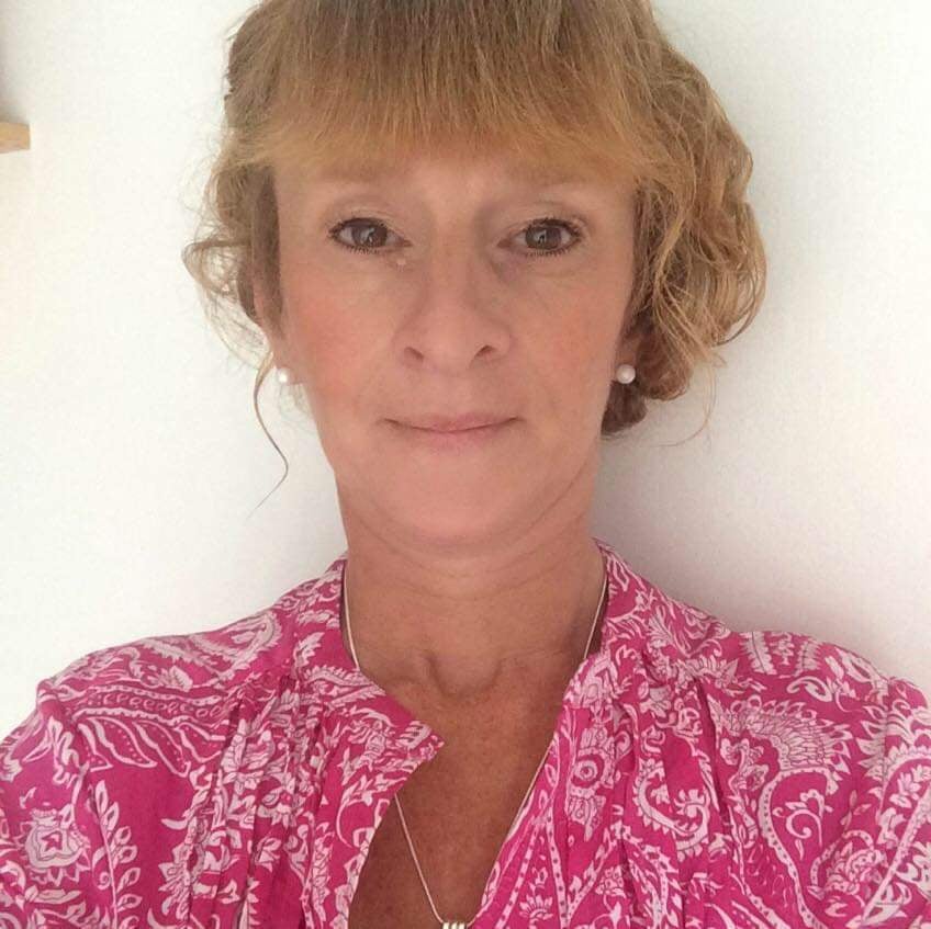 Mandie Dite, Resin Enthusiast and Craft Resin Talent Award Winner From The UK - Craft Resin US