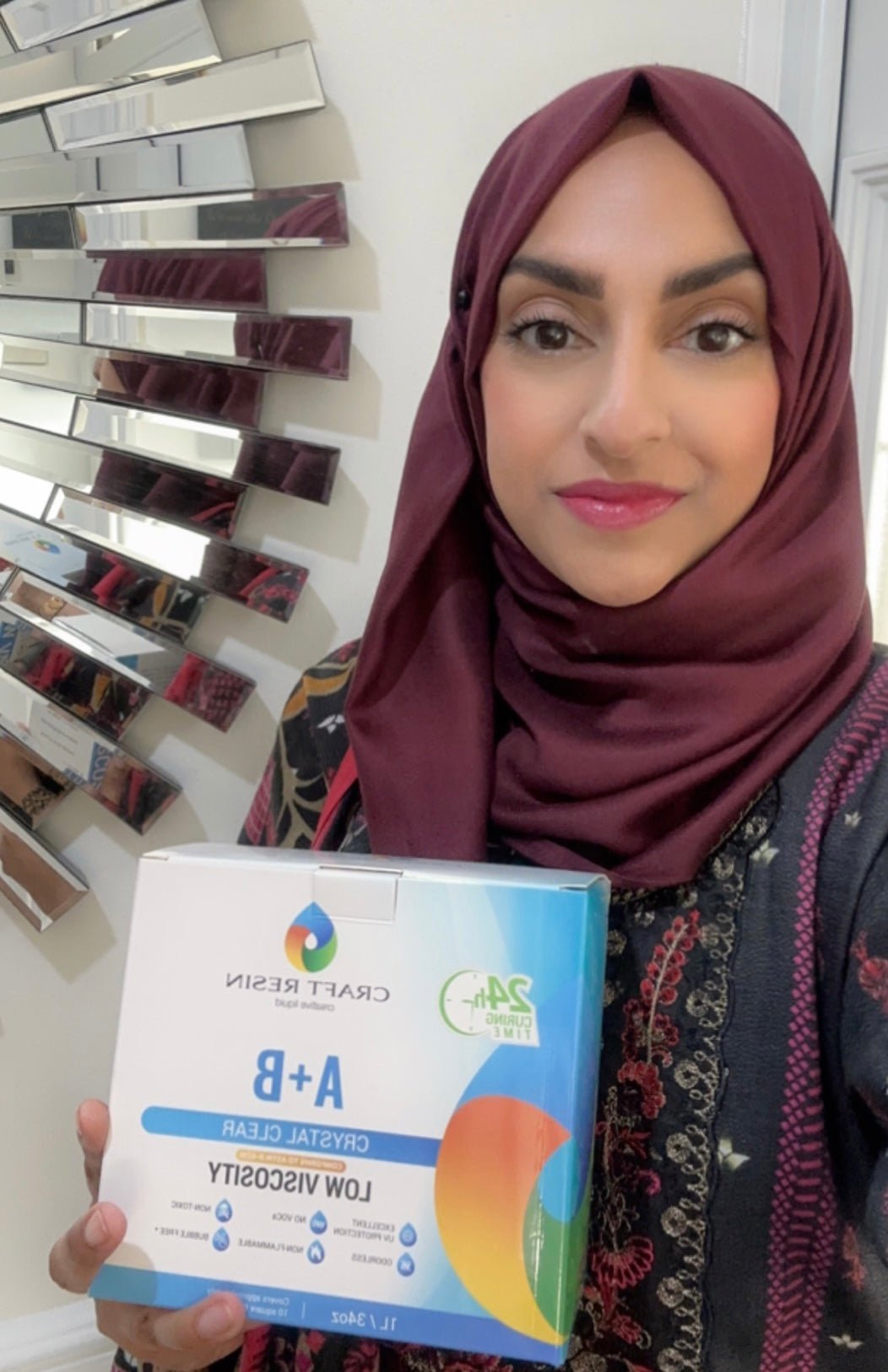 Nadia Qureshi, Resin Artist - @nis_acollection - Craft Resin US