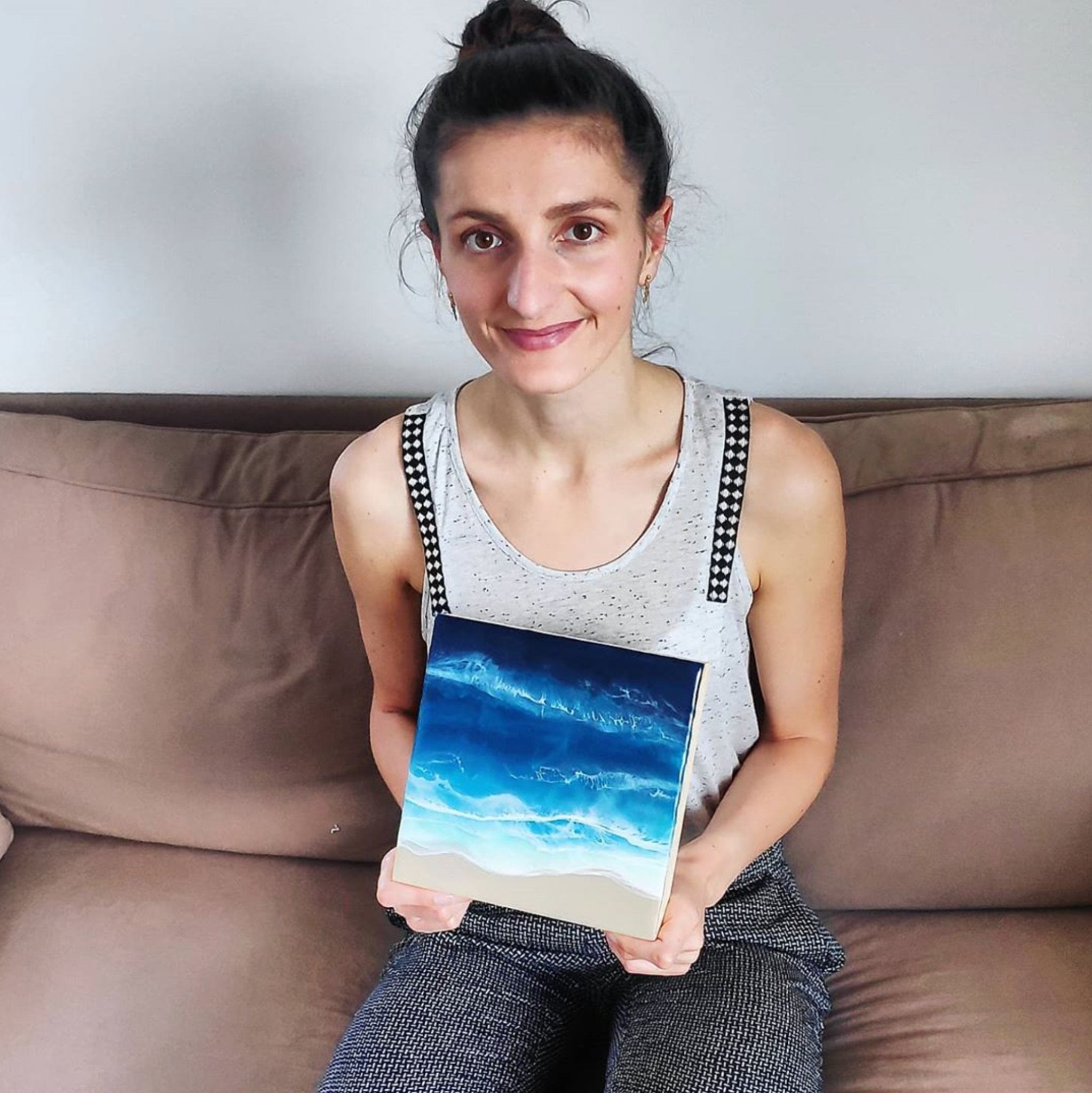 Lulu, artist from France - Craft Resin US