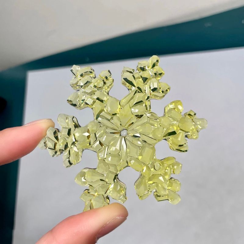 Handmade Diamond Snowflake Pendant Resin Mold - Craft Resin US