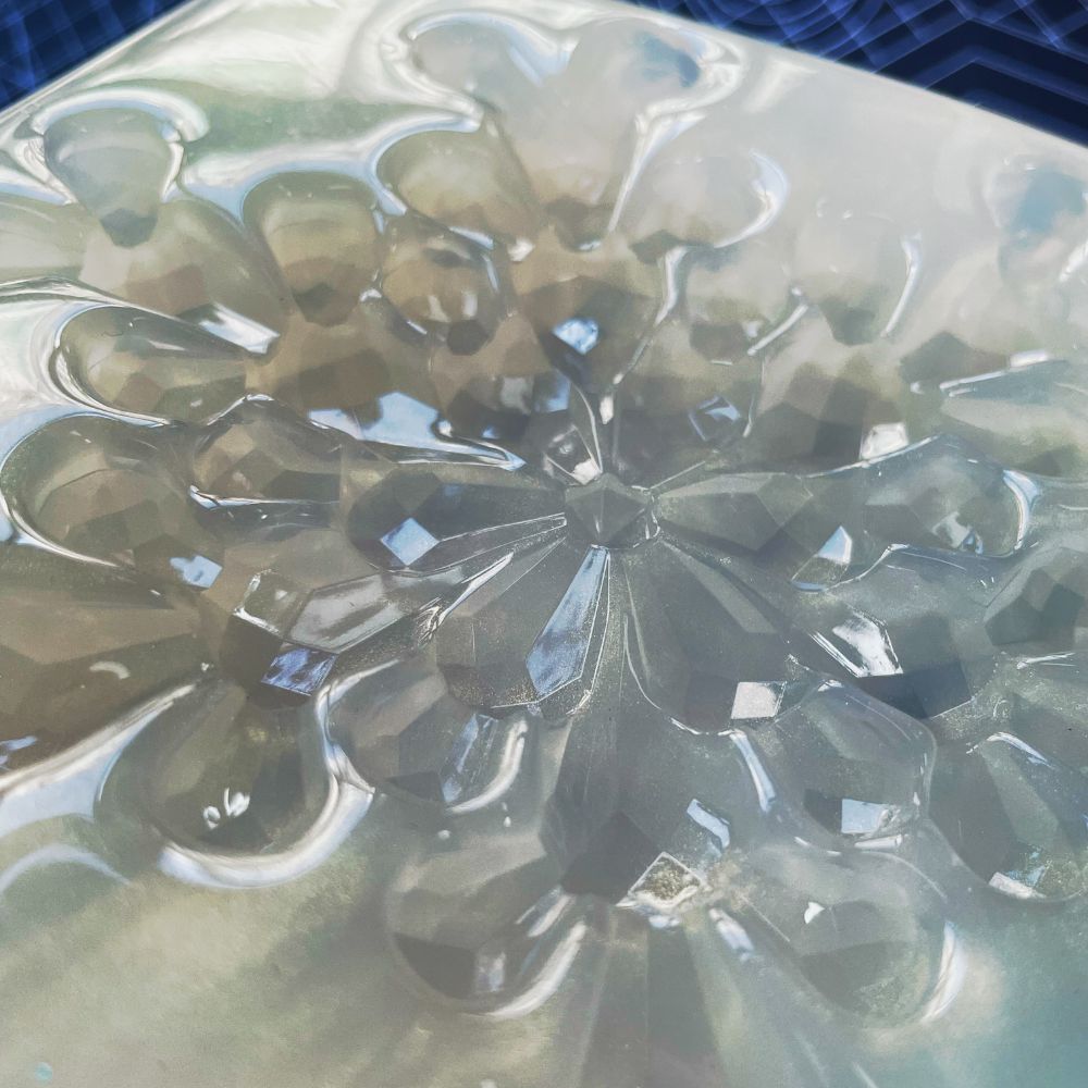 IntoResin Large Handmade Snowflake Mold Snowflake Ornaments - Craft Resin US