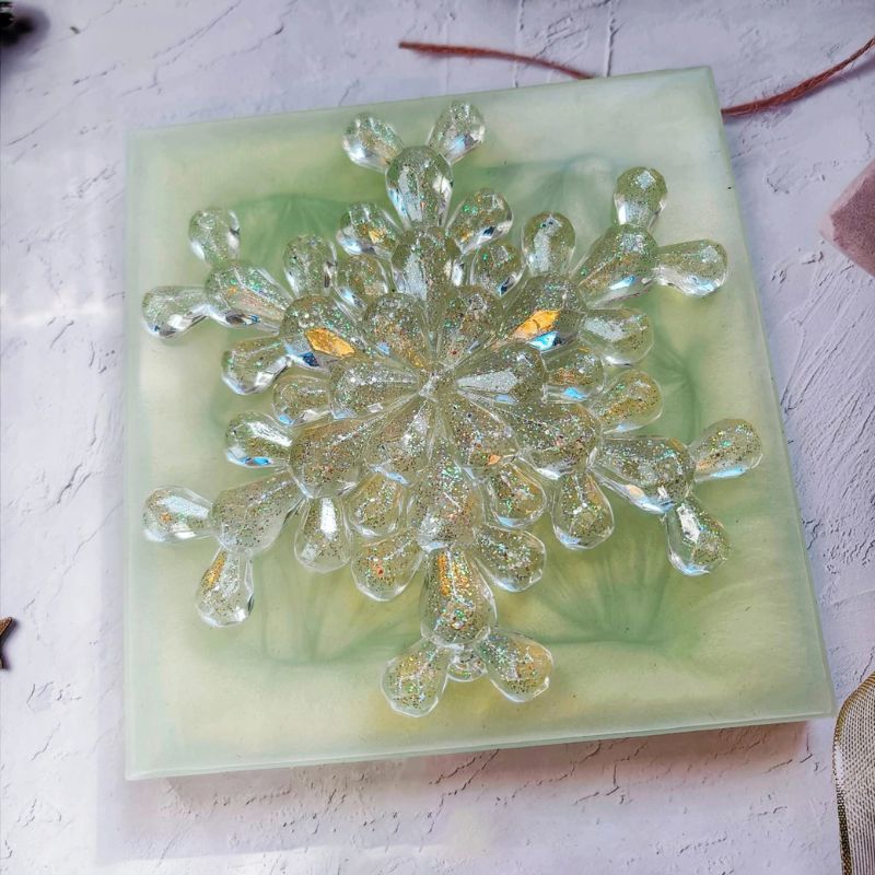 IntoResin Large Handmade Snowflake Mold Snowflake Ornaments - Craft Resin US